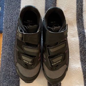Pearl Izumi cycling shoes
